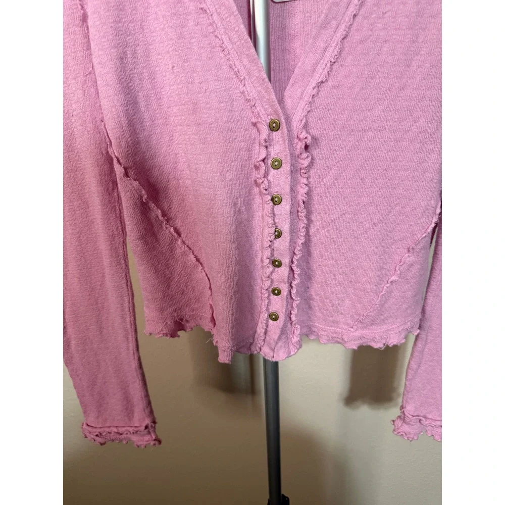 Free People We The Free Sweet Lilac Cardigan‎ Lavande Pink Waffle Knit Top M NEW